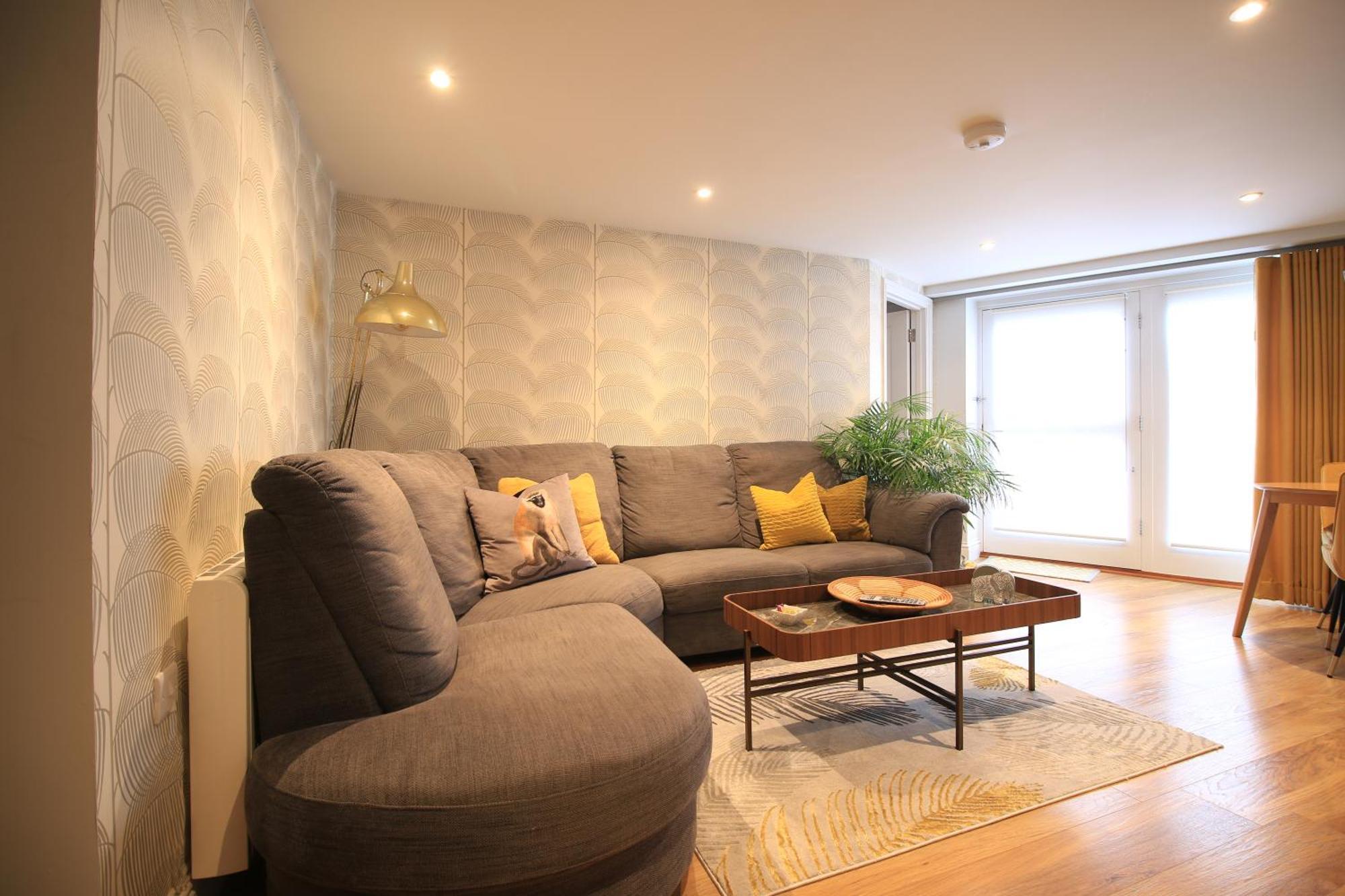 Streamside Apartments Yeovil Buitenkant foto